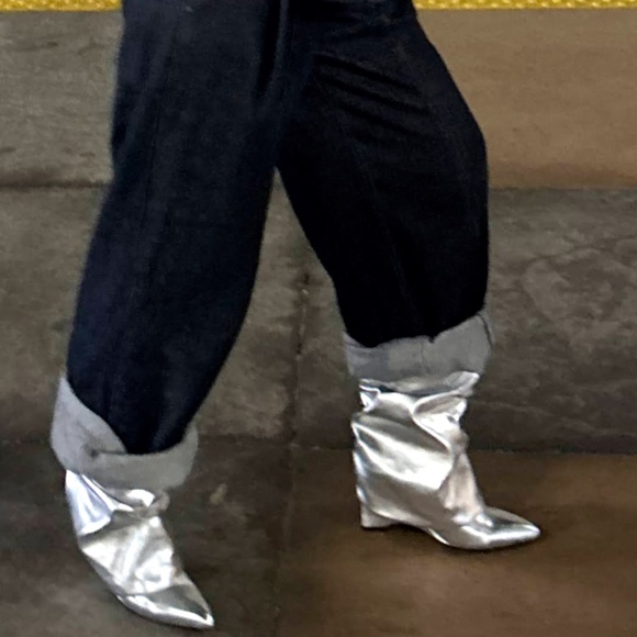 Mid Calf Silver Boot - Nine West - Picture 3 of 3